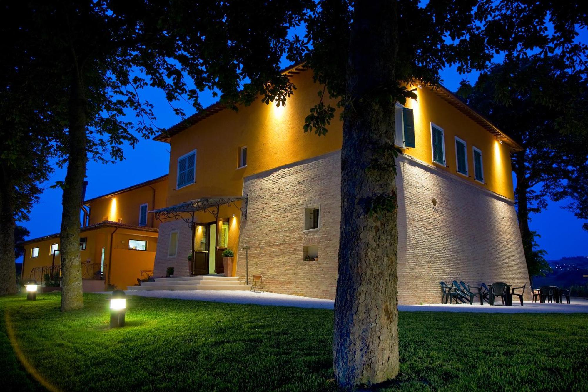 Relais Villa Fornari Camerino Exterior photo