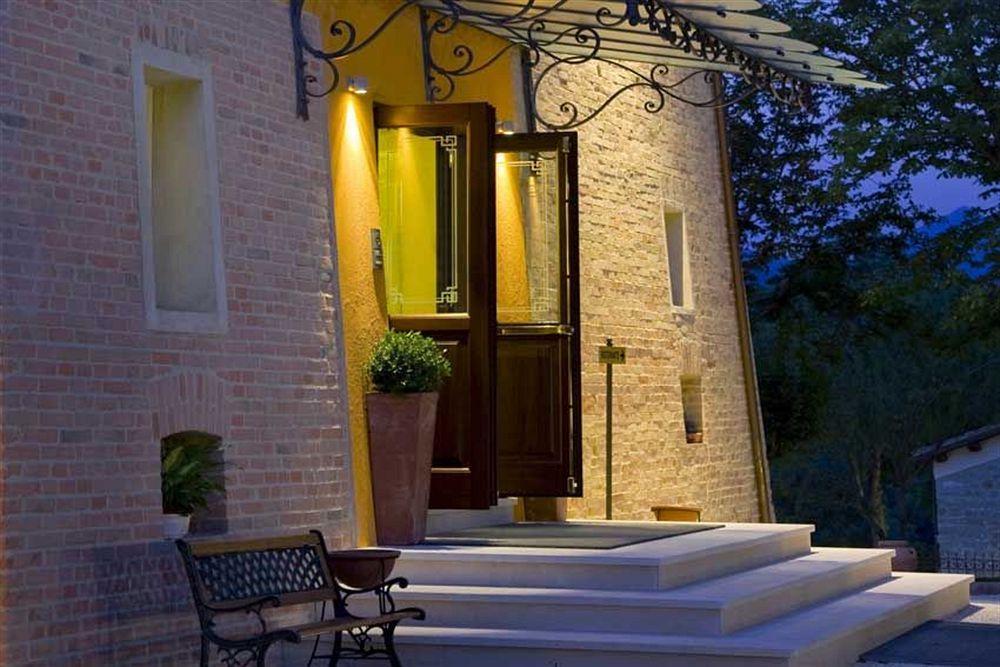 Relais Villa Fornari Camerino Exterior photo